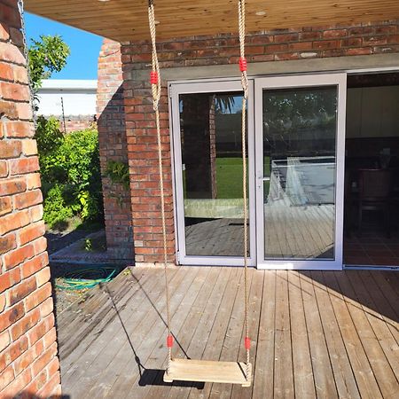 Garten Wohnung Mit Pool, 2 Schlafzimmer Кейптаун Екстериор снимка